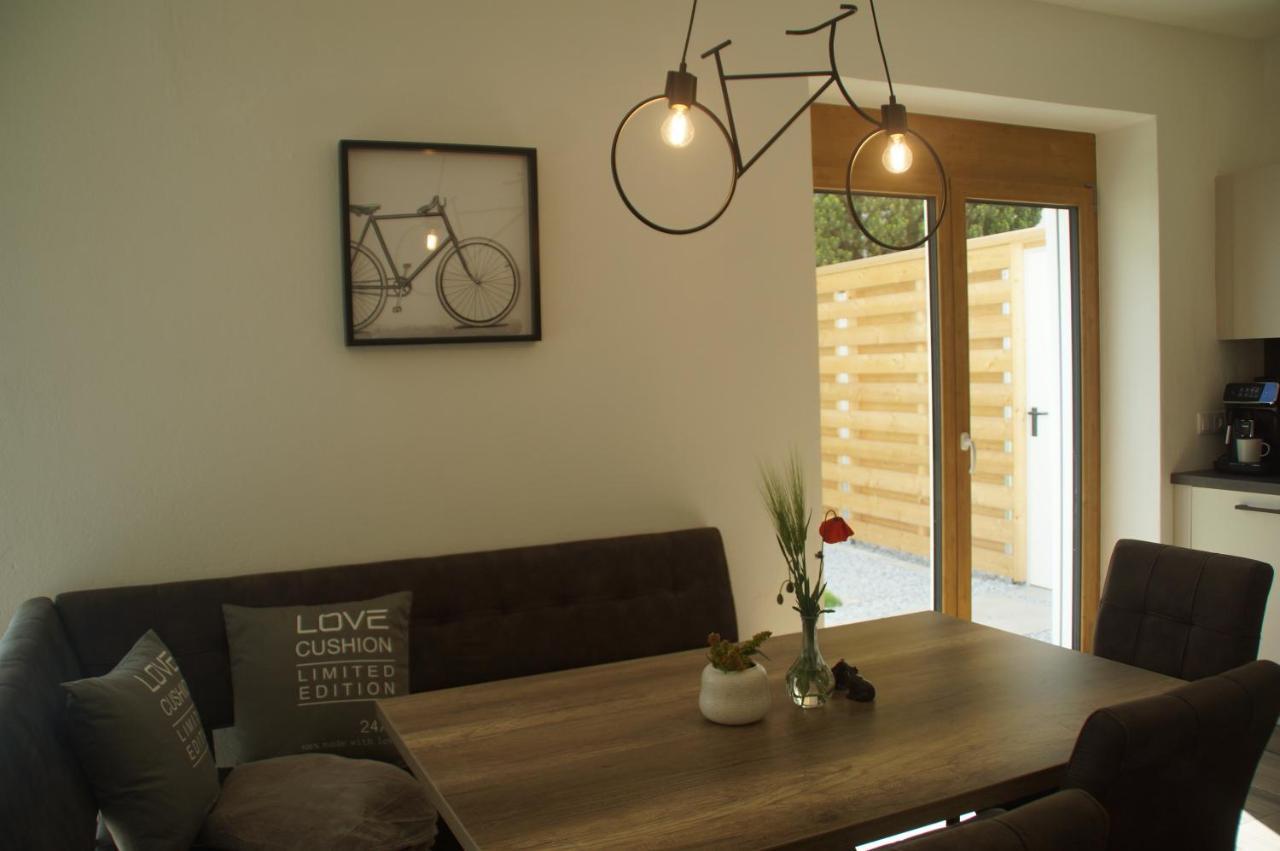 Kirschbluetenappartements Breitenbrunn am Neusiedler See Esterno foto