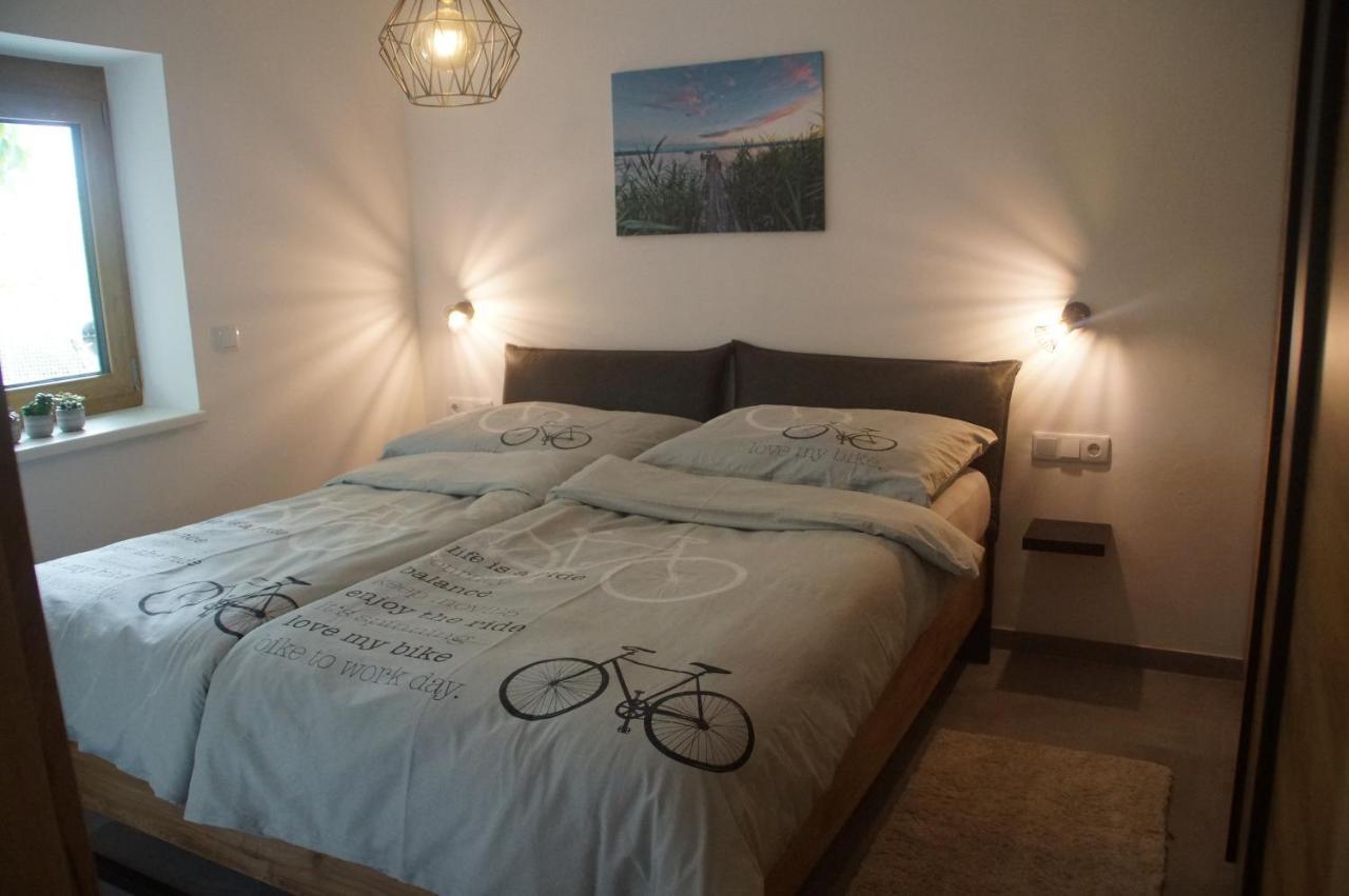 Kirschbluetenappartements Breitenbrunn am Neusiedler See Esterno foto
